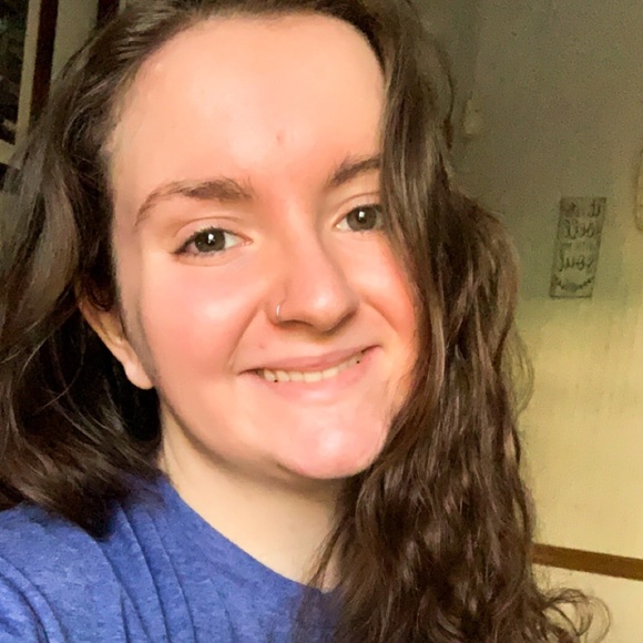 Meet your Posher, Kaeli - Picture 6 of 11